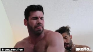 BROMO – Two Athletic hunks fuck in a motel